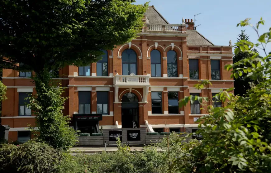 Get 20% off on Trafford Hall Hotel, BW Signature Collection at Ebookers UK